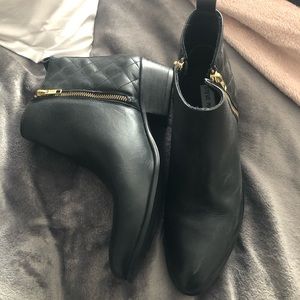 STEVE MADDEN BOOTIES